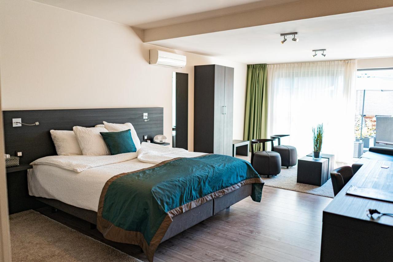 Abalona Hotel & Apartments Дендермонде Екстериор снимка