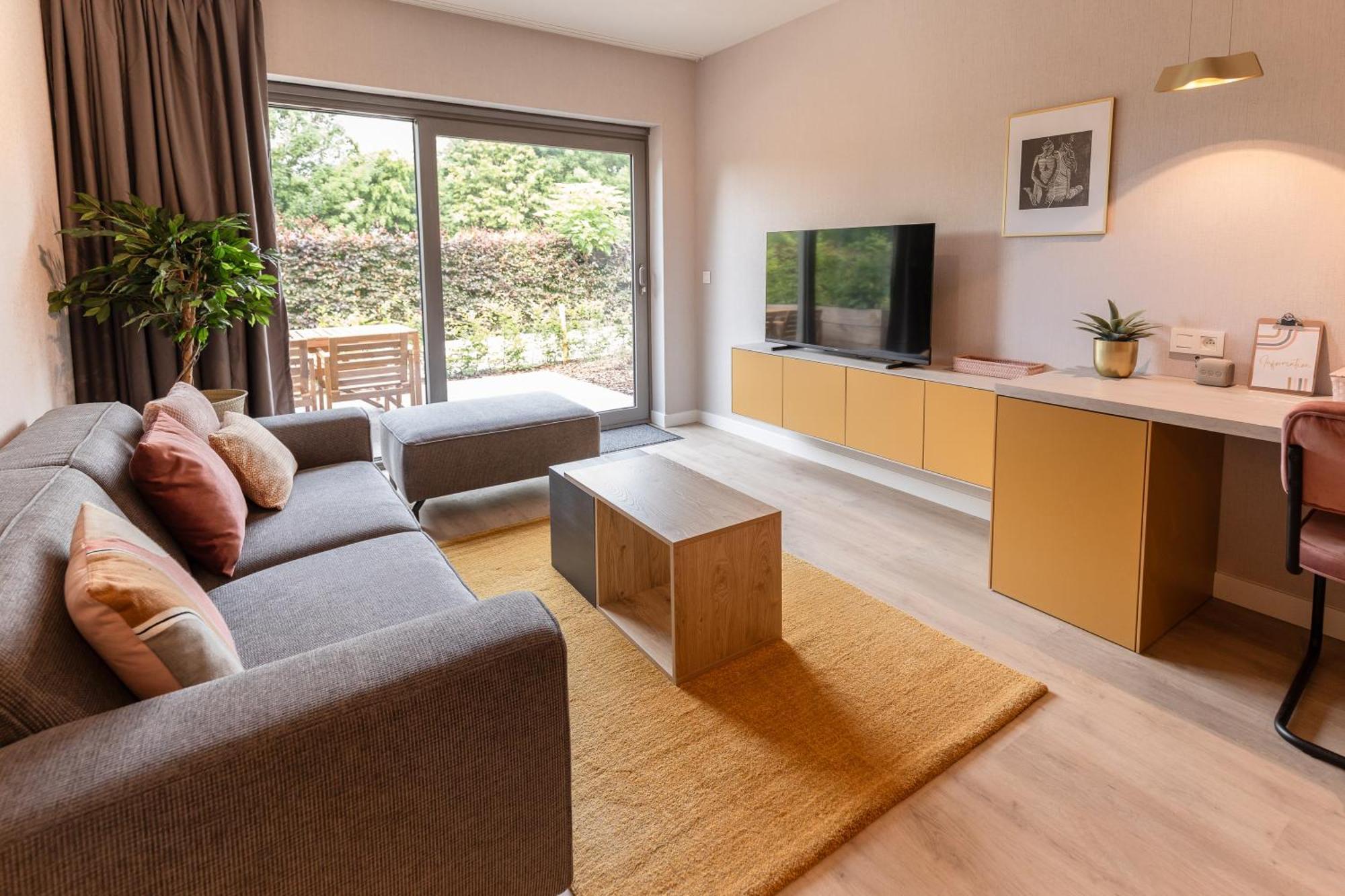 Abalona Hotel & Apartments Дендермонде Екстериор снимка